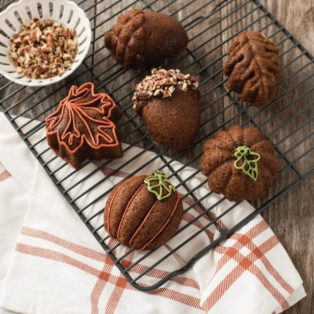 Nordic Ware Autumn Treats Pan
