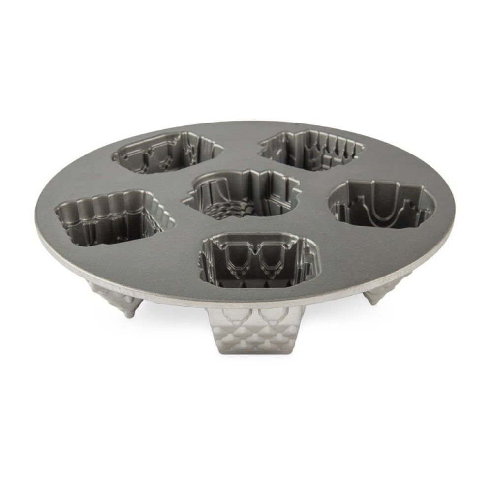 Nordic Ware Cozy Village Pan - Additional view