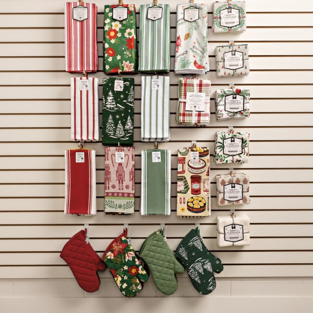 Now Designs by Danica Christmas Oven Mitt | Winter Frost - Additional view