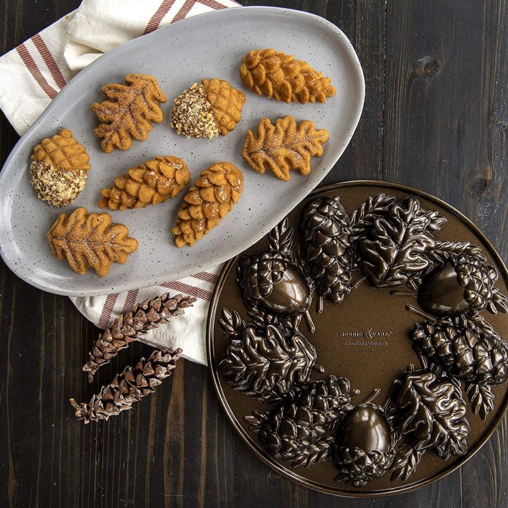 Nordic Ware Cakelet Pan | Woodland